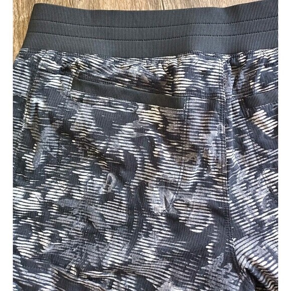 LOLE Balance Shorts Sz XS Women’s Black Gray Stretch Running Workout LSW2273 - Picture 4 of 8